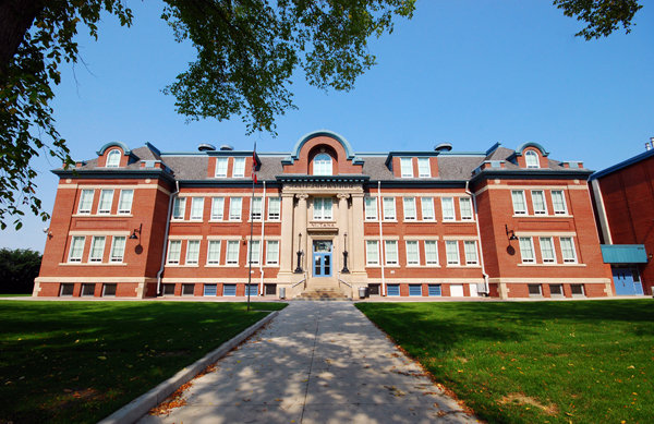 NUTANA COLLEGIATE INSTITUTE